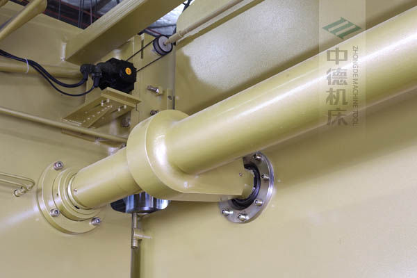 ZDP-16060高精度扭轴同步装配，接纳着名品牌枢纽轴承，耐久耐用.jpg